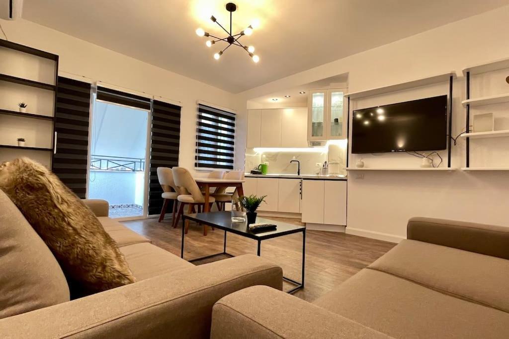 53° Bs Skanderbeg City Center Comfort Тирана Екстериор снимка